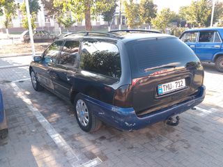 Ford Mondeo foto 2