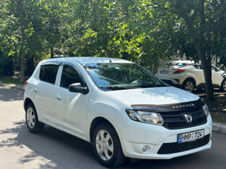 Dacia Sandero foto 3