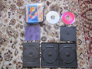 новые dvd -диски R 4.7 гб  - 6шт+ RW  -3 шт по 5 л коробки для CD -16 шт+ двд -дисков 14 шт по 5 л а foto 1