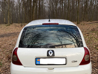 Renault Clio foto 5