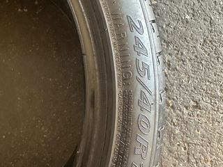 Vind doua cauciucuri 245/40 R19 foto 2