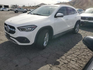 Mercedes GLA foto 1