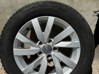 VW 5x112   215/60R16