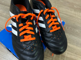 Bute pu fotbal! Adidas, incaltate de 2 ori!Mar 40!