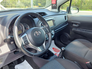 Toyota Yaris foto 7