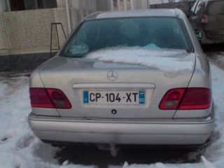 Mercedes E Class foto 3