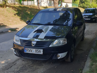 Dacia Logan foto 4