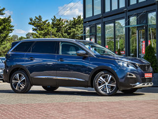 Peugeot 5008 foto 2