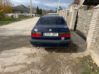 Volkswagen Vento foto 5