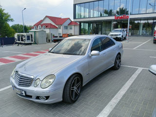 Mercedes E-Class