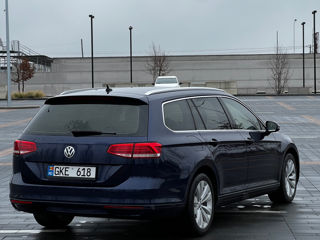 Volkswagen Passat foto 6