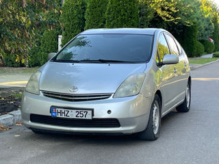 Toyota Prius foto 1