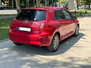 Toyota Auris foto 4