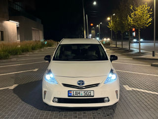 Toyota Prius + foto 5