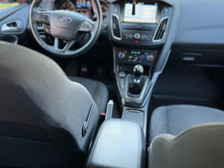 Ford Focus foto 8