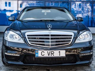 S Class W221 albe/negre (белые/черные) - 20 €/ora (час) & 110 €/zi (день) foto 5