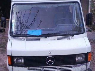 Mercedes reutilat tip vehicul foto 3