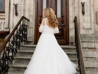 Продам свадебное платье ( не венчанное ) ! foto 1