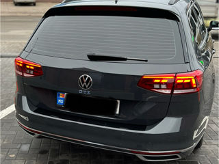 Volkswagen Passat foto 4