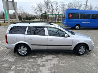 Opel Astra foto 3