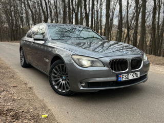 BMW 7 Series foto 2