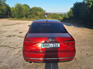 Volkswagen Passat foto 3