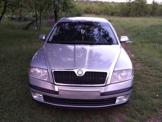 Skoda Octavia foto 1