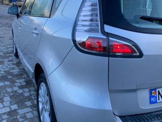 Renault Scenic foto 3