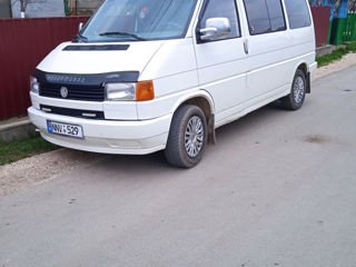 Volkswagen Transporter foto 2