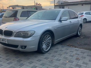 BMW 7 Series foto 3