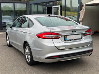 Ford Fusion foto 7