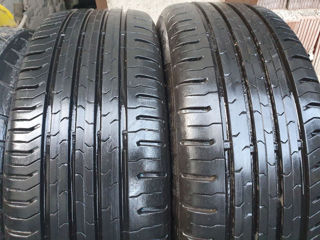 185/60/ R15- Continental. -