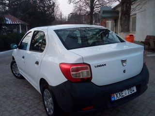 Dacia Logan foto 3