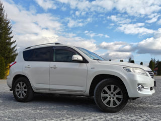 Toyota Rav 4 foto 2