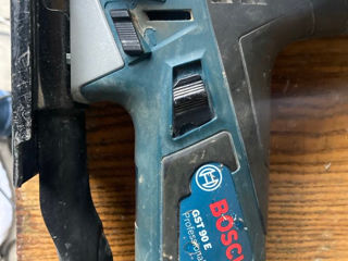 Ferestrau electric pendular.Bosch
