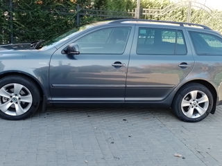 Skoda Octavia foto 3