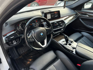 BMW 5 Series foto 11