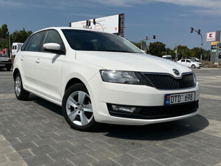 Skoda Rapid foto 1