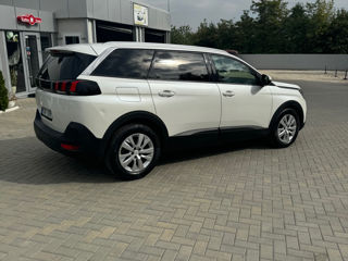 Peugeot 5008 foto 4