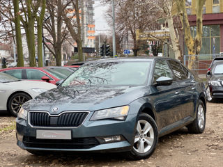 Skoda Superb foto 4