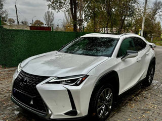 Lexus UX foto 3