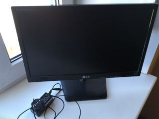 Monitor LG E1942C-BN, 1366x768 LED
