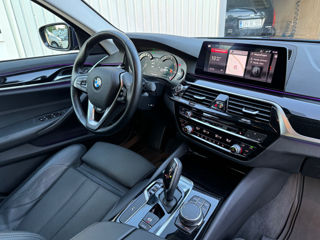 BMW 5 Series foto 11