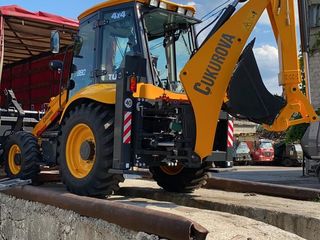 Buldoexcavator Cukurova 880 foto 6