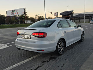 Volkswagen Jetta foto 5