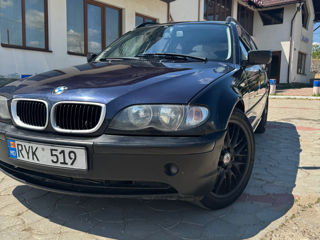 BMW 3 Series фото 0