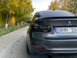 BMW 3 Series foto 1