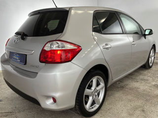 Toyota Auris foto 13