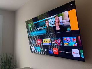 Установить телевизор на стену. Instalarea tv pe perete. Montarea televizorului pe perete. foto 2