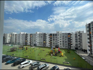 3-комн. кв., 100 м², 1/7 эт.